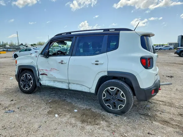 ZACCJBCT6GPD05308 2016 JEEP RENEGADE - Image 2