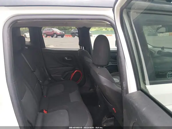 ZACCJBCT6GPD19483 2016 JEEP RENEGADE - Image 8