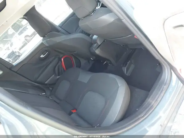 ZACCJBCT6GPD21167 2016 JEEP RENEGADE - Image 8