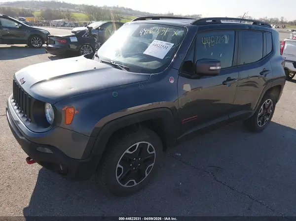 ZACCJBCT6GPD44481 2016 JEEP RENEGADE - Image 2