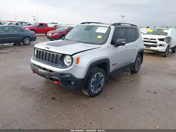 ZACCJBCT6GPD50880 2016 JEEP RENEGADE - Image 2