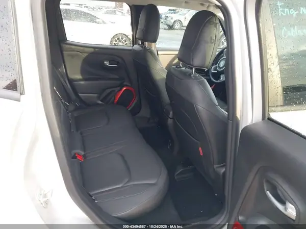 ZACCJBCT6GPD50880 2016 JEEP RENEGADE - Image 8