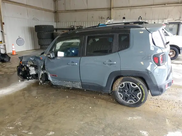 ZACCJBCT6GPD51673 2016 JEEP RENEGADE - Image 2