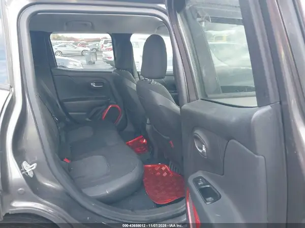 ZACCJBCT6GPD58042 2016 JEEP RENEGADE - Image 8