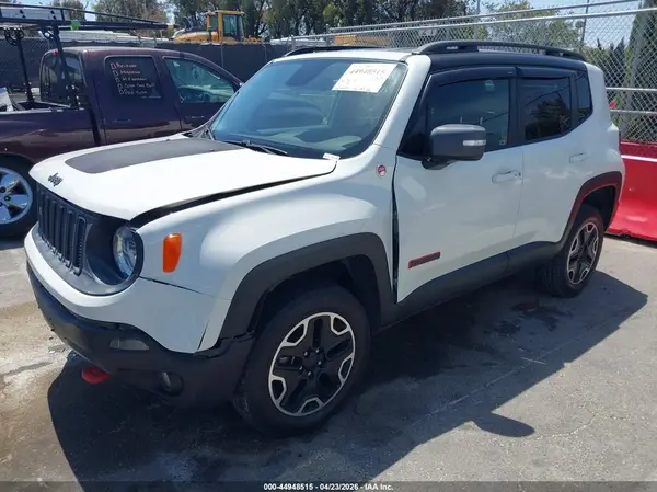 ZACCJBCT6GPD70790 2016 JEEP RENEGADE - Image 2