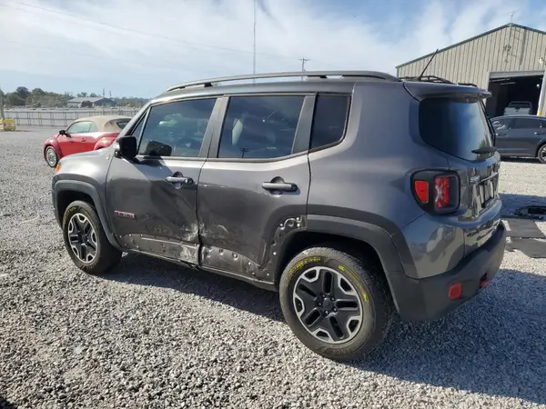 ZACCJBCT6GPD72863 2016 JEEP RENEGADE - Image 2