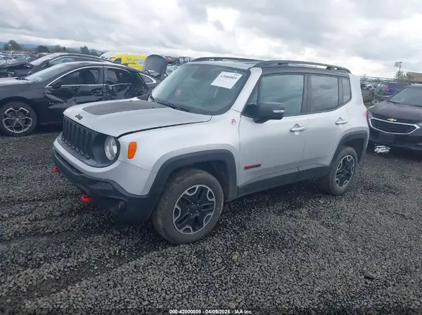 ZACCJBCT6GPD99562 2016 JEEP RENEGADE - Image 2