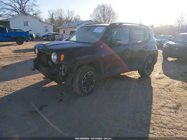 ZACCJBCT6GPE19731 2016 JEEP RENEGADE - Image 2