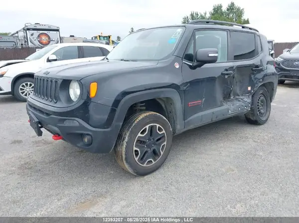 ZACCJBCT6GPE25142 2016 JEEP RENEGADE - Image 2