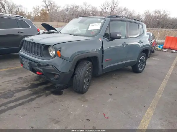 ZACCJBCT7GPC59133 2016 JEEP RENEGADE - Image 2