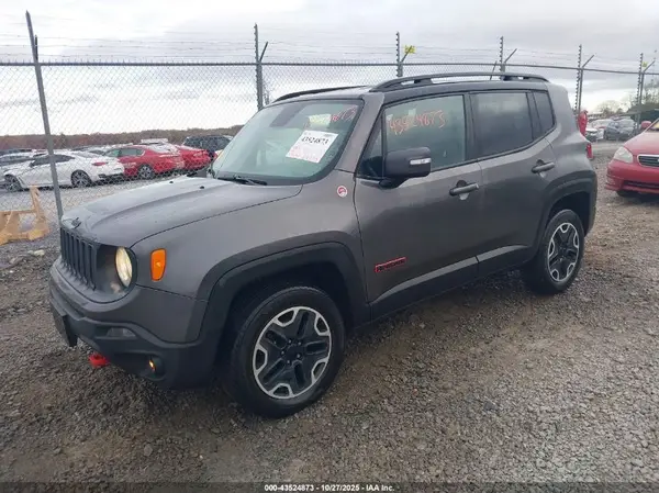 ZACCJBCT7GPC72500 2016 JEEP RENEGADE - Image 2