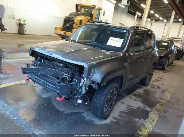 ZACCJBCT7GPC78412 2016 JEEP RENEGADE - Image 2