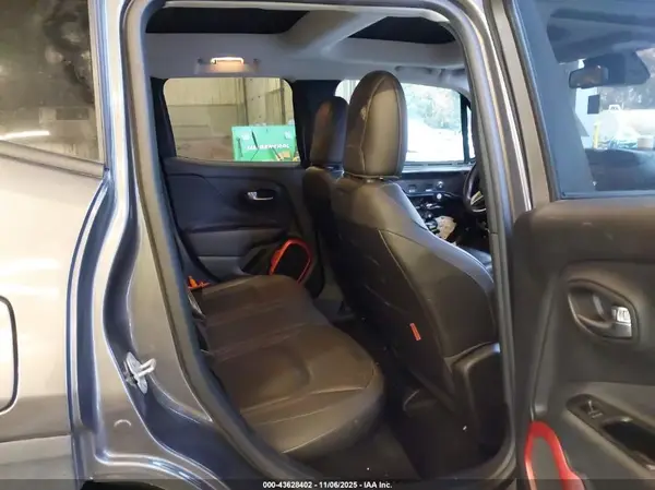 ZACCJBCT7GPC78412 2016 JEEP RENEGADE - Image 8