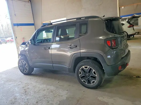 ZACCJBCT7GPC81780 2016 JEEP RENEGADE - Image 2