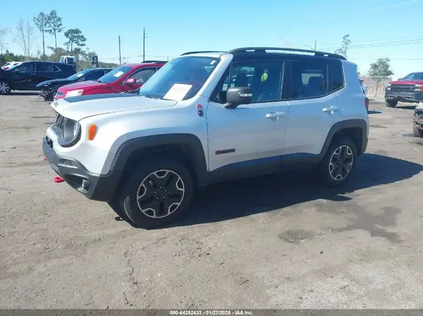 ZACCJBCT7GPC91368 2016 JEEP RENEGADE - Image 2