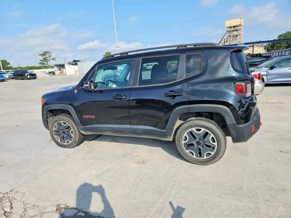 ZACCJBCT7GPC94206 2016 JEEP RENEGADE - Image 2