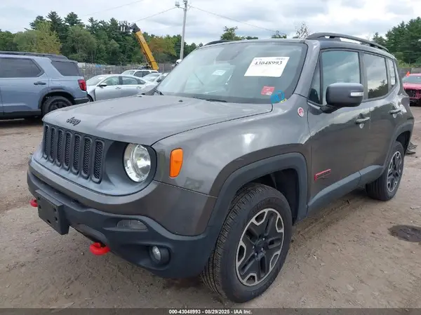 ZACCJBCT7GPD30847 2016 JEEP RENEGADE - Image 2