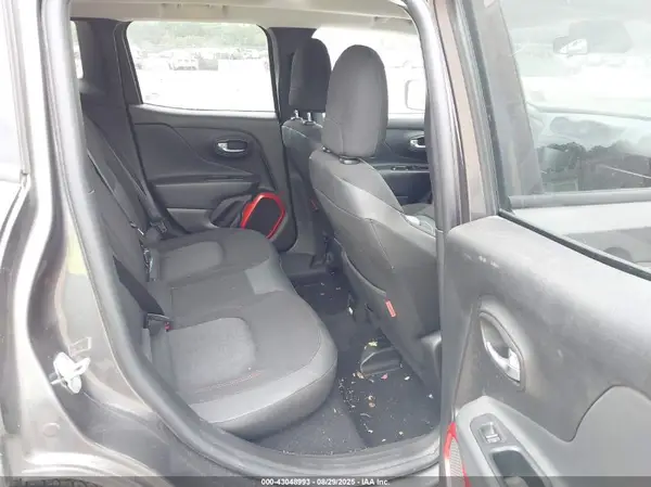 ZACCJBCT7GPD30847 2016 JEEP RENEGADE - Image 8