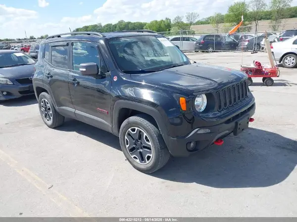 ZACCJBCT7GPD44716 2016 JEEP RENEGADE - Image 1