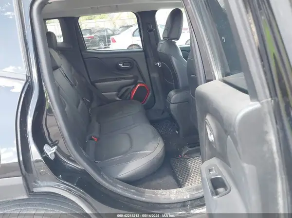 ZACCJBCT7GPD44716 2016 JEEP RENEGADE - Image 8