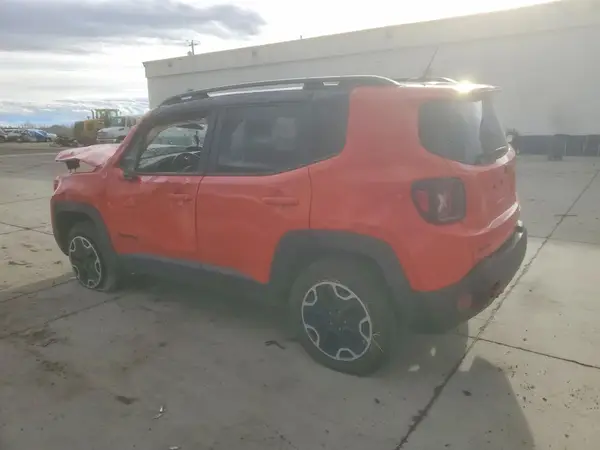 ZACCJBCT7GPD50256 2016 JEEP RENEGADE - Image 2