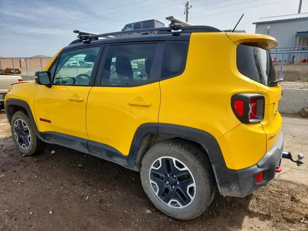 ZACCJBCT7GPD54985 2016 JEEP RENEGADE - Image 2