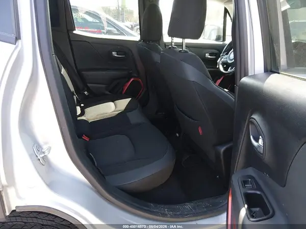 ZACCJBCT7GPD55313 2016 JEEP RENEGADE - Image 8