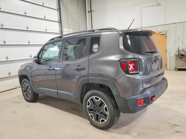 ZACCJBCT7GPD65534 2016 JEEP RENEGADE - Image 2