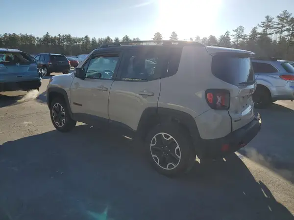 ZACCJBCT7GPD80986 2016 JEEP RENEGADE - Image 2