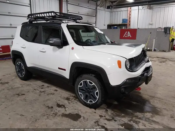 ZACCJBCT7GPD85833 2016 JEEP RENEGADE - Image 1