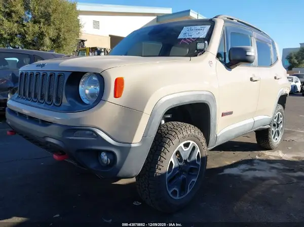 ZACCJBCT7GPD92099 2016 JEEP RENEGADE - Image 2