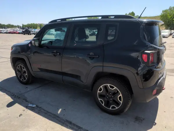 ZACCJBCT7GPE26266 2016 JEEP RENEGADE - Image 2