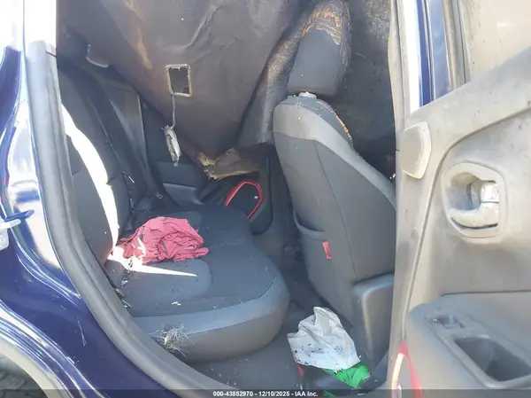 ZACCJBCT7GPE34187 2016 JEEP RENEGADE - Image 8