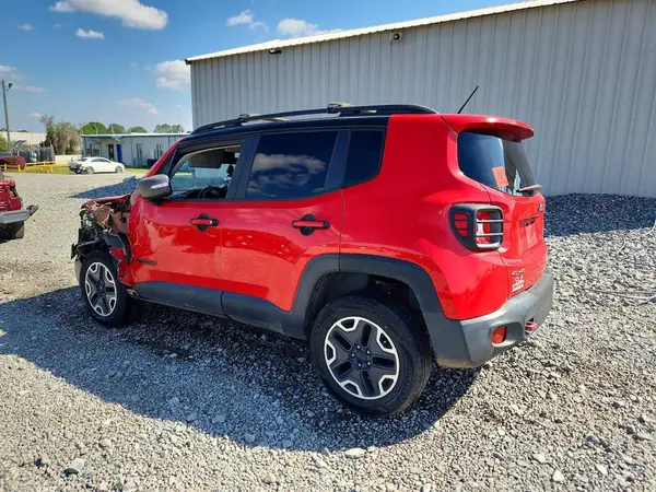 ZACCJBCT8GPC45015 2016 JEEP RENEGADE - Image 2