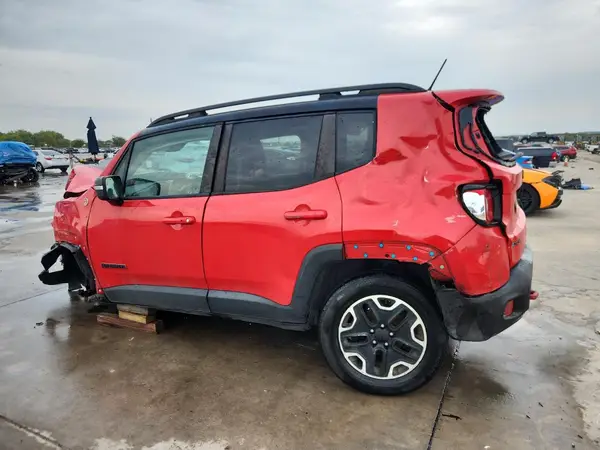 ZACCJBCT8GPC59531 2016 JEEP RENEGADE - Image 2