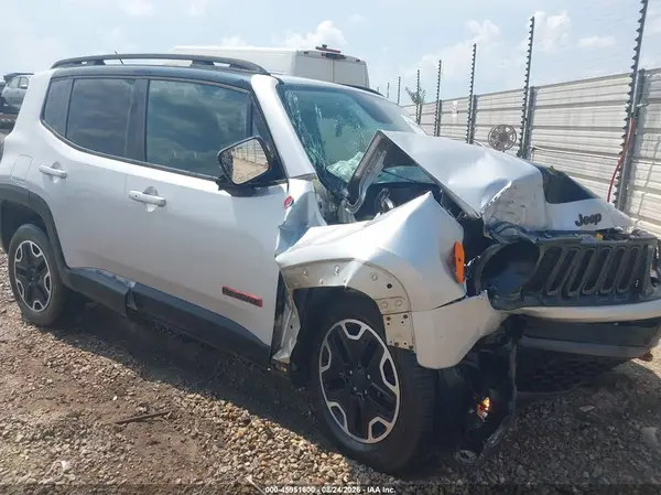 ZACCJBCT8GPC61568 2016 JEEP RENEGADE - Image 1