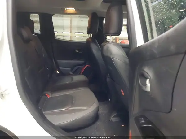 ZACCJBCT8GPC63997 2016 JEEP RENEGADE - Image 8