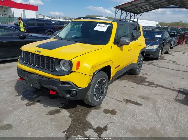 ZACCJBCT8GPC72506 2016 JEEP RENEGADE - Image 2