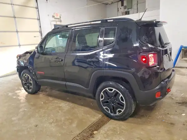 ZACCJBCT8GPC91749 2016 JEEP RENEGADE - Image 2
