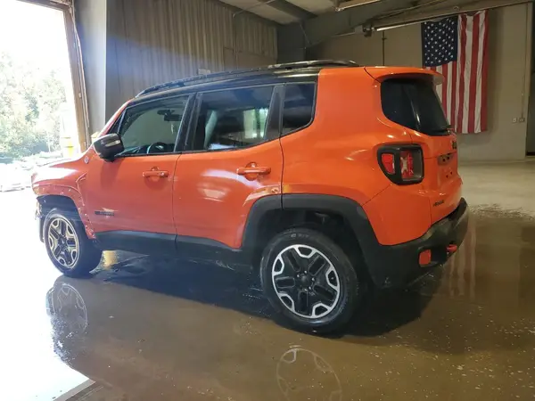 ZACCJBCT8GPC91864 2016 JEEP RENEGADE - Image 2