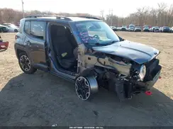 ZACCJBCT8GPC92240 2016 JEEP RENEGADE