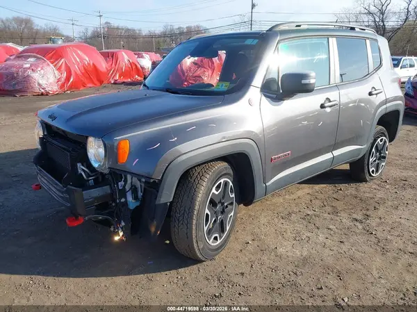 ZACCJBCT8GPC92240 2016 JEEP RENEGADE - Image 2