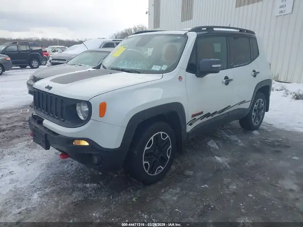 ZACCJBCT8GPD00093 2016 JEEP RENEGADE - Image 2
