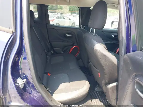 ZACCJBCT8GPD06413 2016 JEEP RENEGADE - Image 8