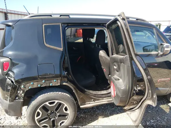 ZACCJBCT8GPD06542 2016 JEEP RENEGADE - Image 8