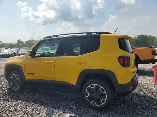 ZACCJBCT8GPD25379 2016 JEEP RENEGADE - Image 2