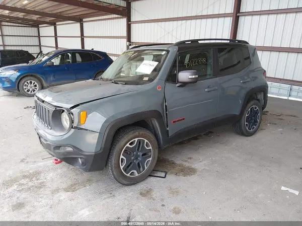 ZACCJBCT8GPD48211 2016 JEEP RENEGADE - Image 2
