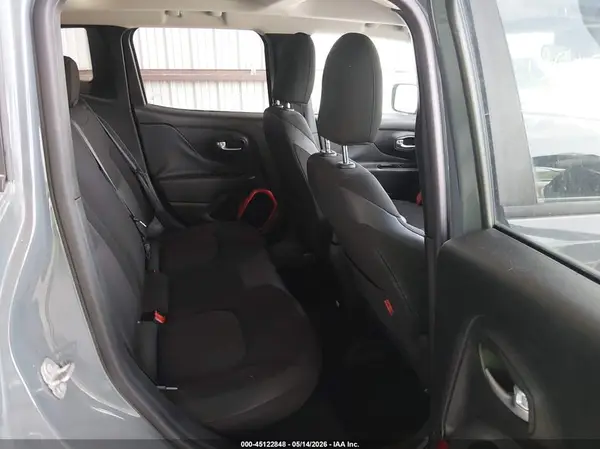 ZACCJBCT8GPD48211 2016 JEEP RENEGADE - Image 8