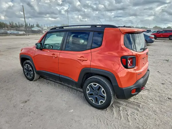 ZACCJBCT8GPD48841 2016 JEEP RENEGADE - Image 2