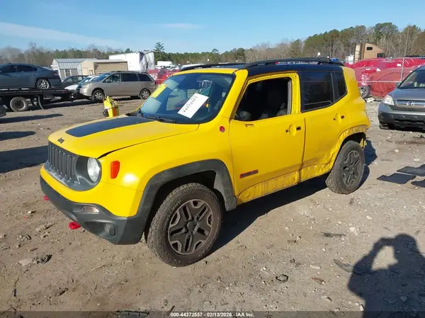 ZACCJBCT8GPD56101 2016 JEEP RENEGADE - Image 2